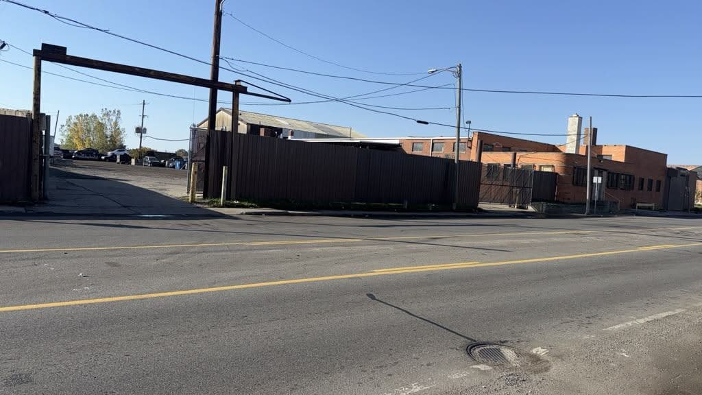 Street view outside the Detroit Junk Car Recycling facility